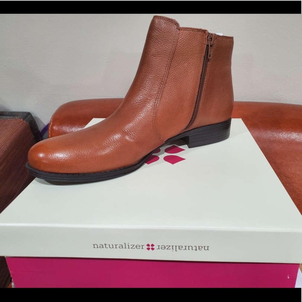 Naturalizer Booties